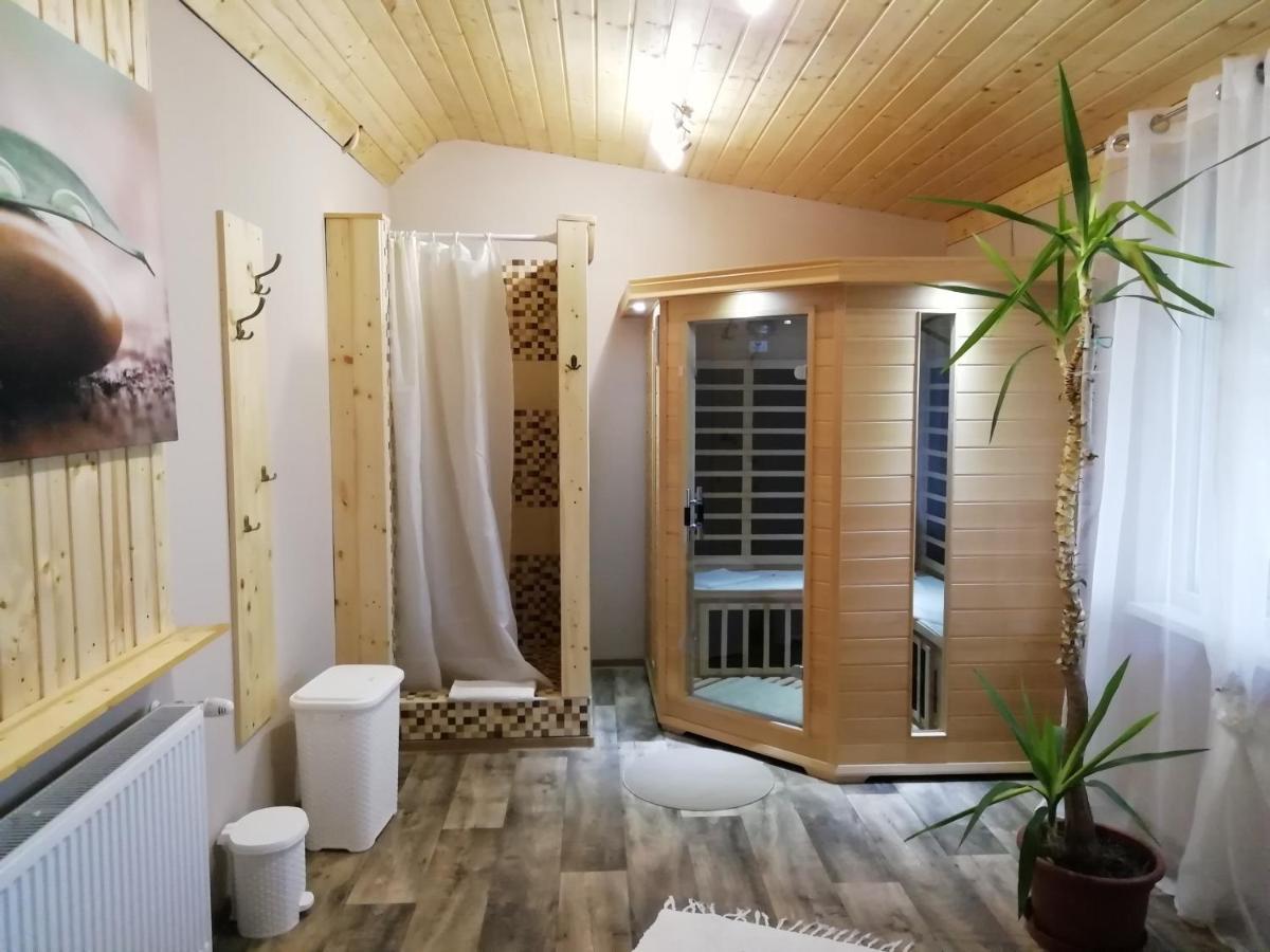 Hartmann Panzio Bed & Breakfast Barcs ภายนอก รูปภาพ